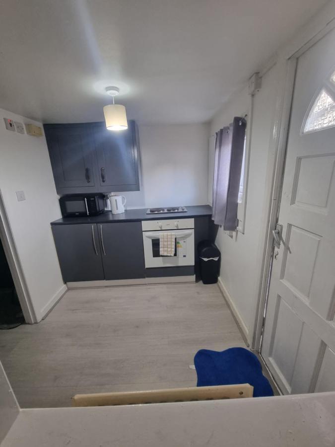 Apartament Cosey Studio Ground Floor Enfield Zewnętrze zdjęcie